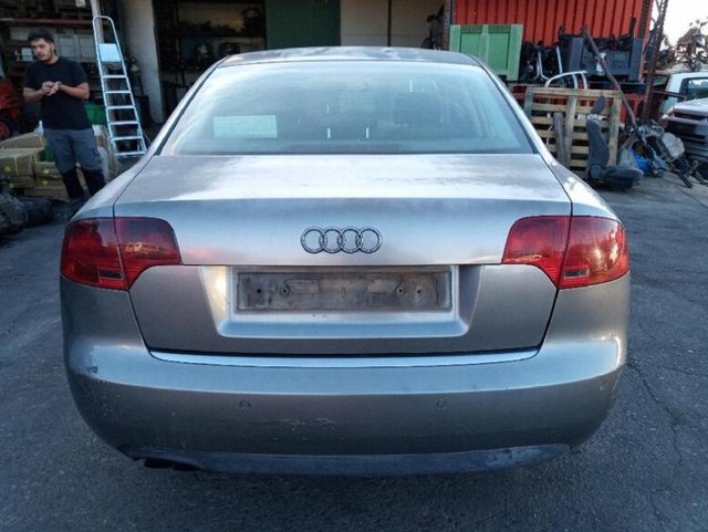 Puerta delantera derecha audi 8e0831052j a4 353246