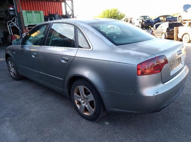 Puerta delantera derecha audi 8e0831052j a4 353246