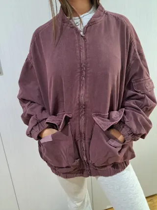 Chaqueta bomber morada sin estrenar
