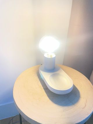 Lámpara de mesa Zara Home.