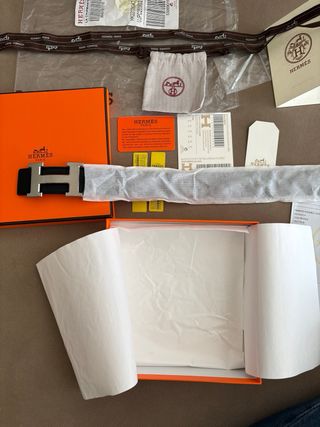 Cinturón Hermes Hebilla H Plateada Negro