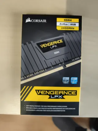 Corsair DDR4 2x4GB 2400MHz