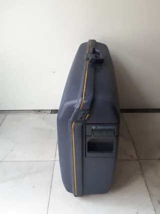 Maleta Samsonite 23kg tipo trolley