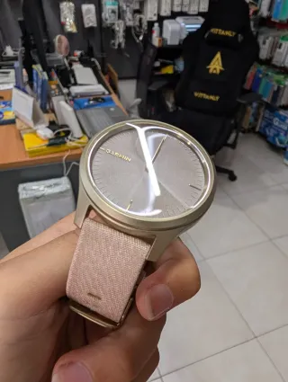 Garmin Vivomove Style Oro y Rosa
