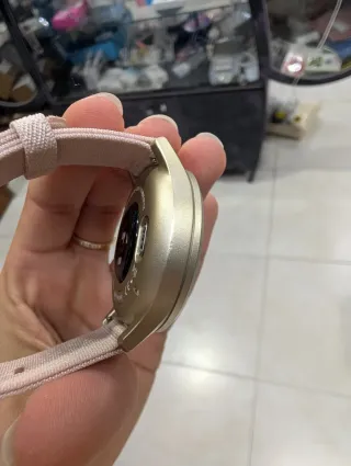 Garmin Vivomove Style Oro y Rosa