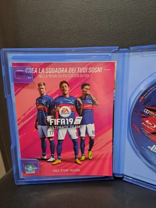 FIFA 19 PS4 (PlayStation 4) - EA Sports