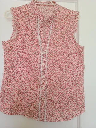 Camisa sin mangas floral