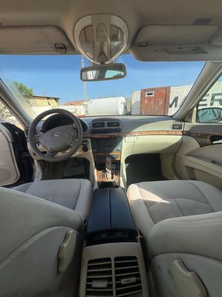 Mercedes-Benz Clase E 2004