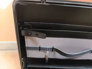 Maletín ejecutivo rígido negro