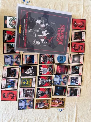 Álbum Stranger Things Colección Panini