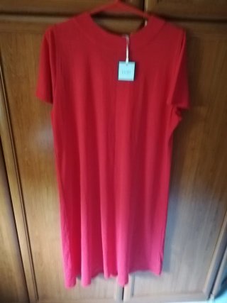 Vestido color coral Talla 52 sin estrenar