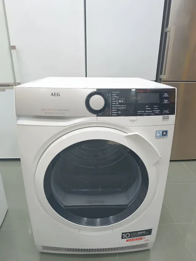 Secadora AEG 8kg Bomba de Calor