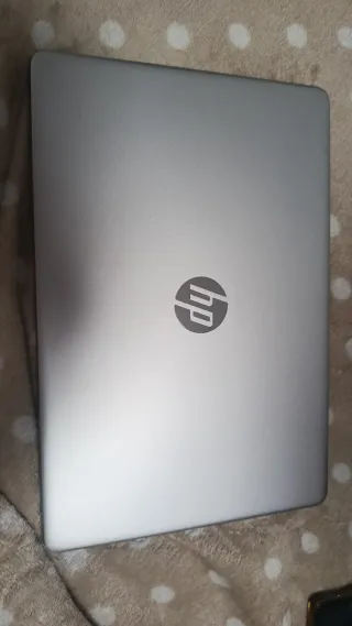 HP Laptop Plata - Buen Estado