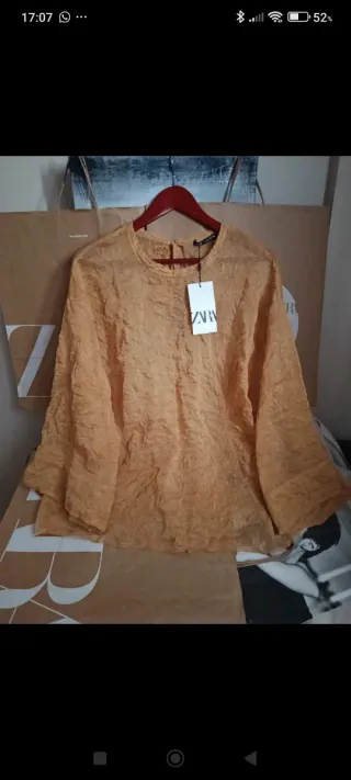 Blusa Zara Amarilla Talla M