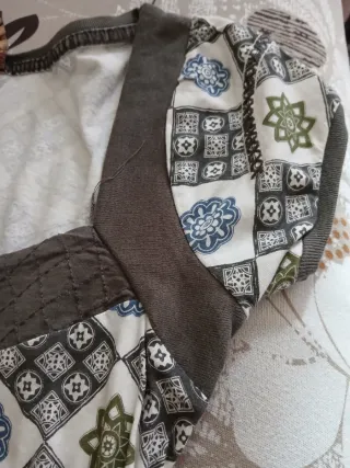 Jersey estampado cuello cuadrado