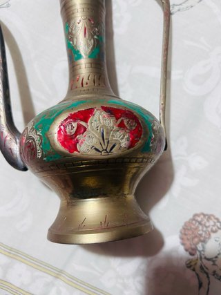 Teiera in ottone decorato