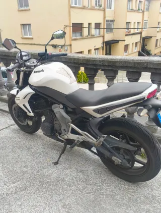 Kawasaki ER6N limitada