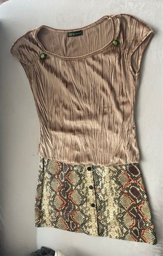 Conjunto Stradivarius Top y Falda Animal Print