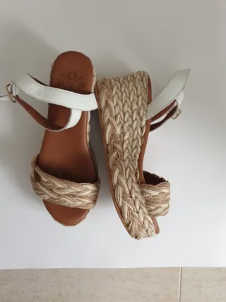 Sandalias POPA cuña Mujer Marrón y Blanco
