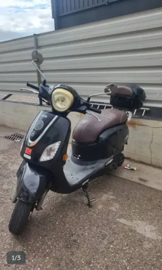 Moto SYM Fiddle 3 2014 Negra