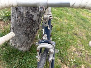 Bicicleta de carretera azul