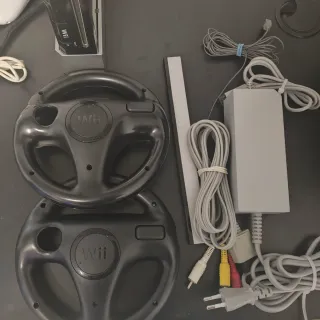 Nintendo Wii Console + Giochi e Accessori