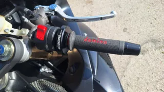 Suzuki GSXR 600 K7 Negra