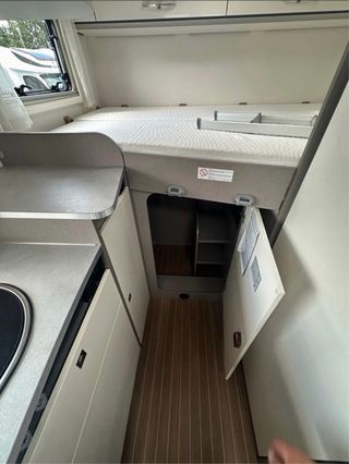 Autocaravana Etrusco 5.9 DF - 6m