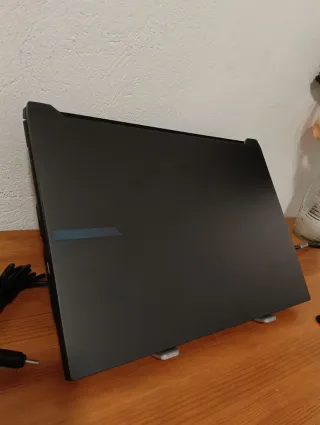 GIGABYTE AERO 16– RTX 5070 – Ryzen AI 9-32GB RAM