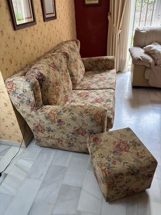 Sofá de tela estampado floral