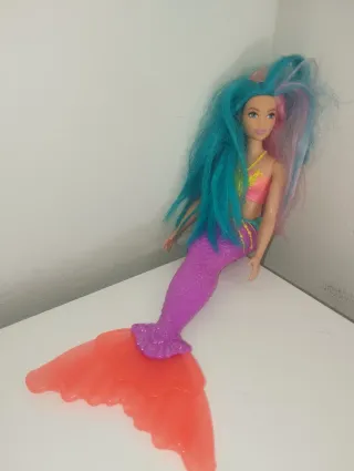 Barbie Sirena Dreamtopia Pelo Rosa y Turquesa