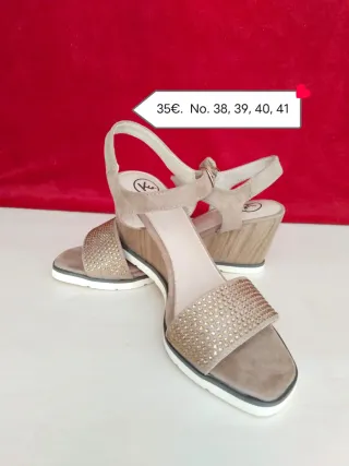 Sandalias cuña beige y doradas T. 38-41
