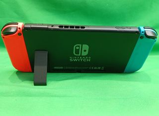 Nintendo Switch + Funda Protectora