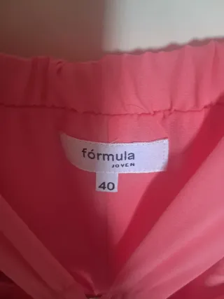 Blusa tirantes con detalle metálico