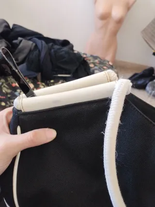 Borsa Byblos nera e bianca