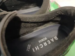 Zapatillas negras y plateadas