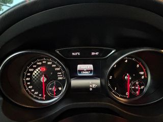 Mercedes-Benz Clase A 200 D 2017 -EXCELENTE ESTADO