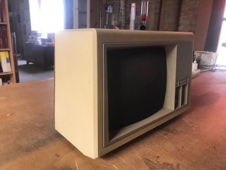Monitor Apple II 220V