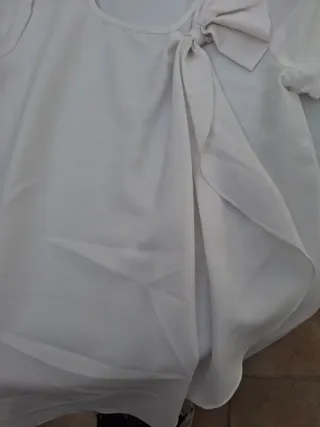 Blusa Talla 40. Medidas en descripción