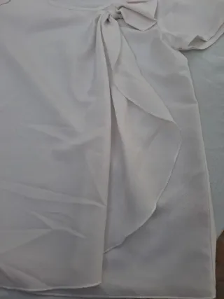 Blusa Talla 40. Medidas en descripción