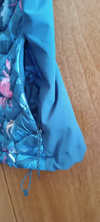 Chaleco Columbia floral Talla XS