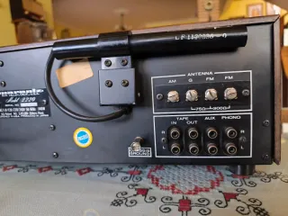 Ricevitore stereo Marantz 2220 argento