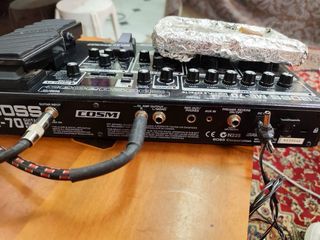 Amplificador Fender Hot Rod Deluxe + Pedalera