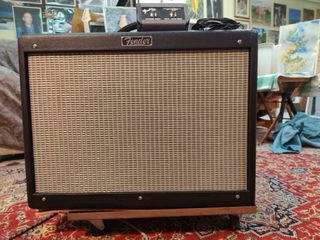 Amplificador Fender Hot Rod Deluxe + Pedalera