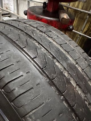 Neumático Pirelli scorpion 255/45 R20 101W