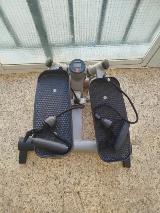 Step B-Square con pantalla