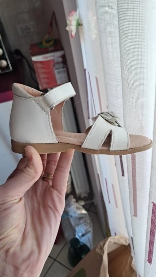 Sandali bambina bianchi n. 22
