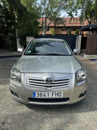 Toyota Avensis D4D 150CV