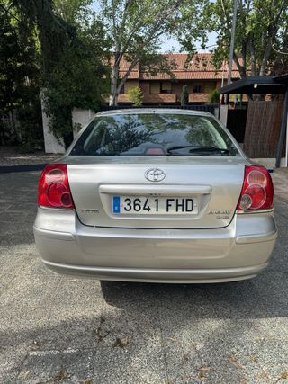 Toyota Avensis D4D 150CV