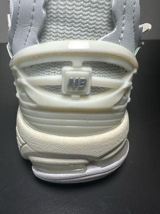 New Balance 1906D Blancas